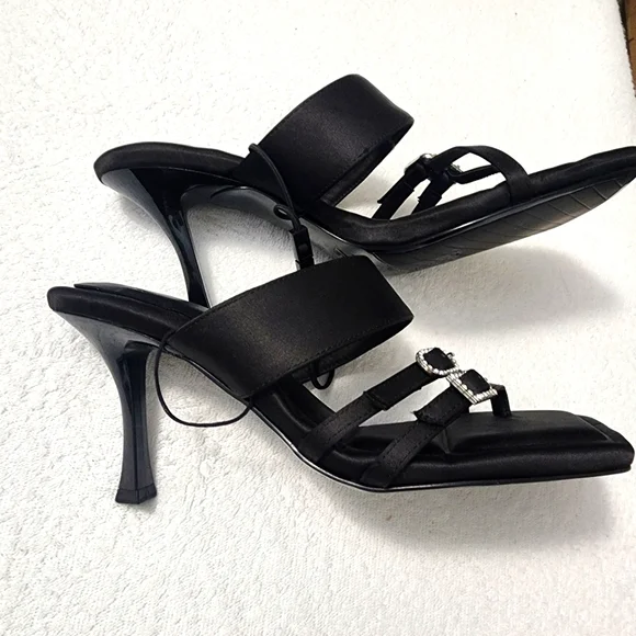 Zara Women's New, Heeled Black Mule Sandals With Rhinestone Buckles.  Size US 8 - Picture 11 of 11